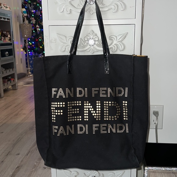 Fendi tote fan di fendi perfume bag black gold cloth bag cute shiny shimmer